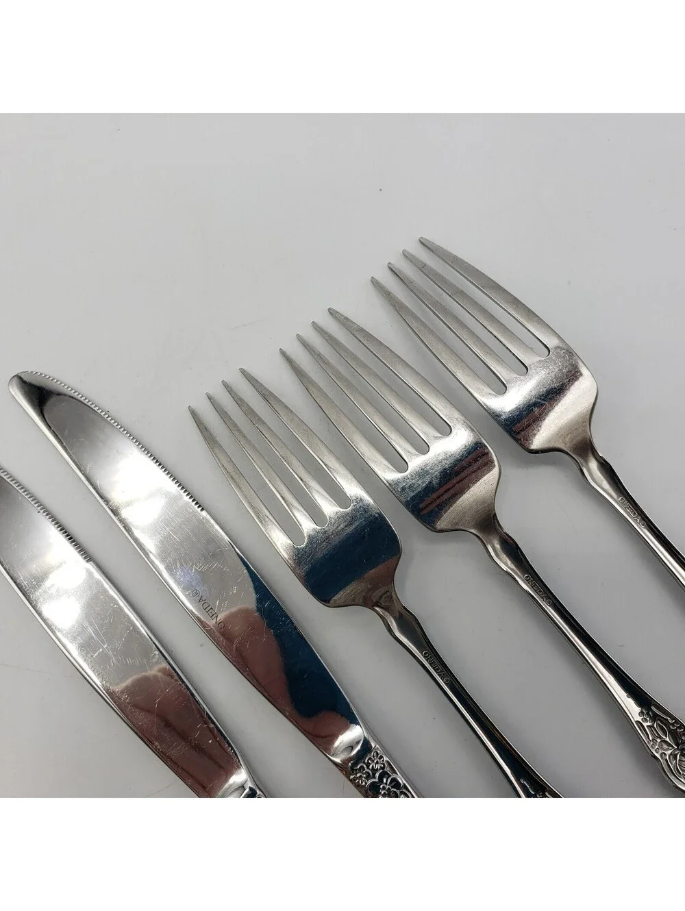 Oneida WORDSWORTH Stainless Flatware Dinner Knife & Forks Set of 5 Glossy